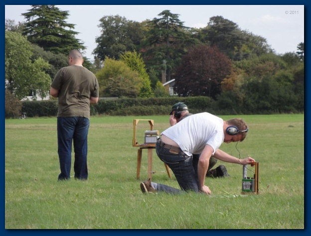 600x449 pixels (121K)